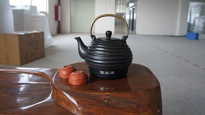 陶瓷壶