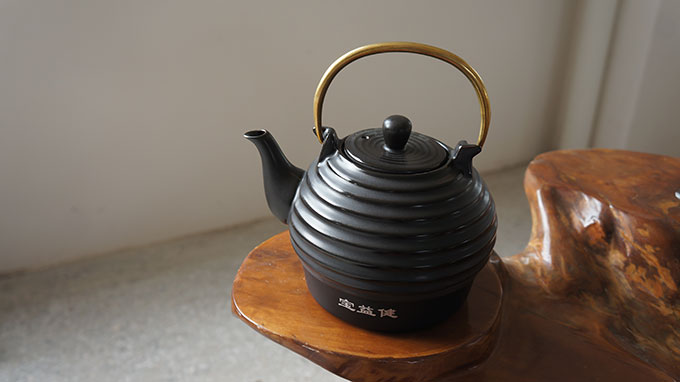 陶瓷壶